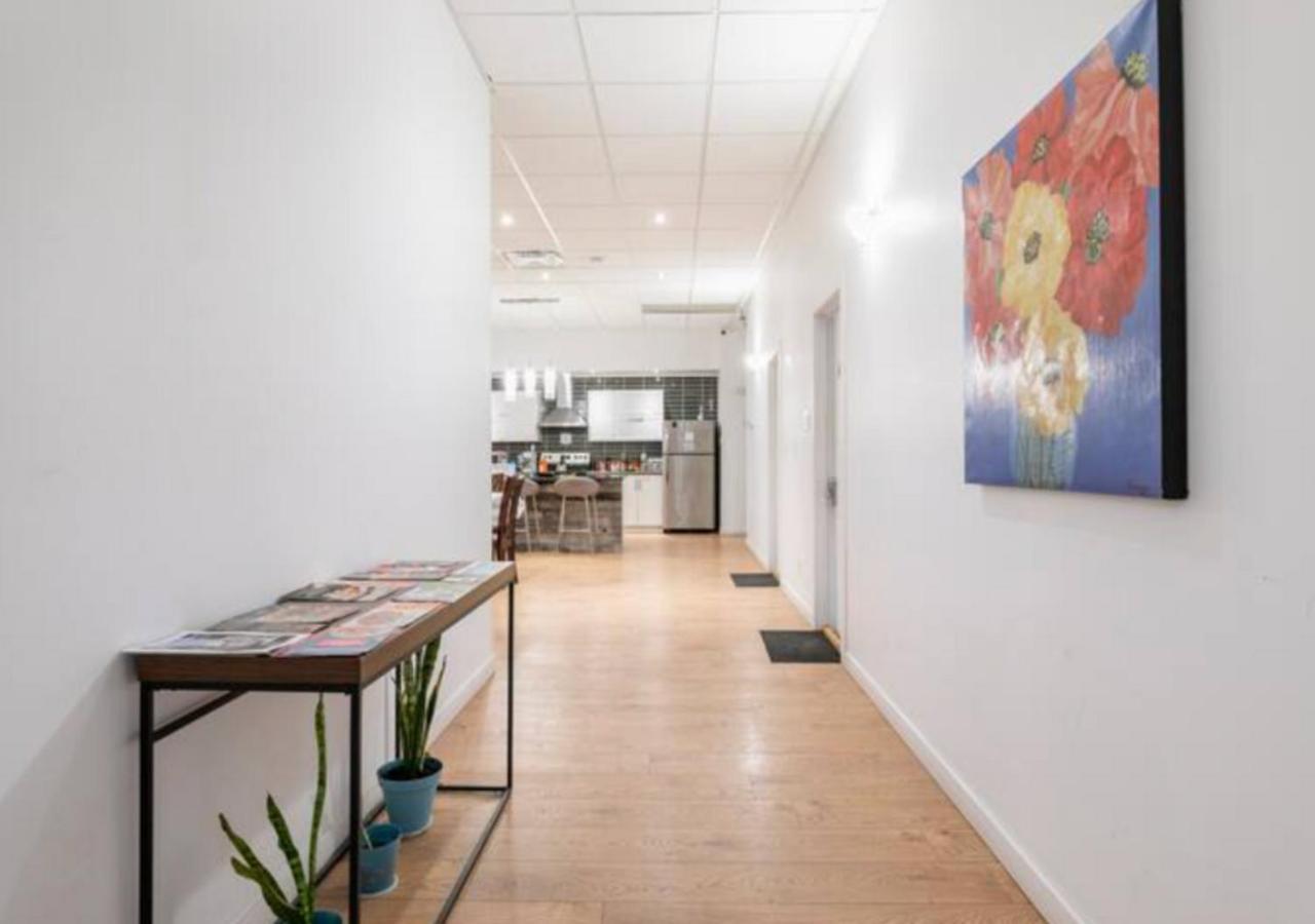Homa Homestay Hotel By Olympic Stadium Montreal Auberge-Hostel 외부 사진