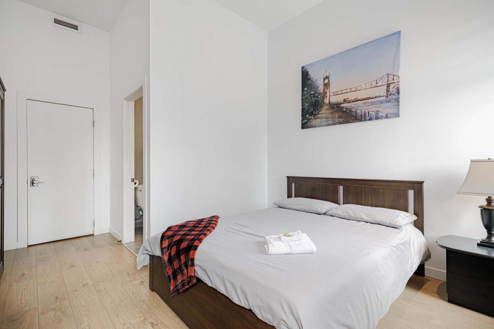 Homa Homestay Hotel By Olympic Stadium Montreal Auberge-Hostel 외부 사진