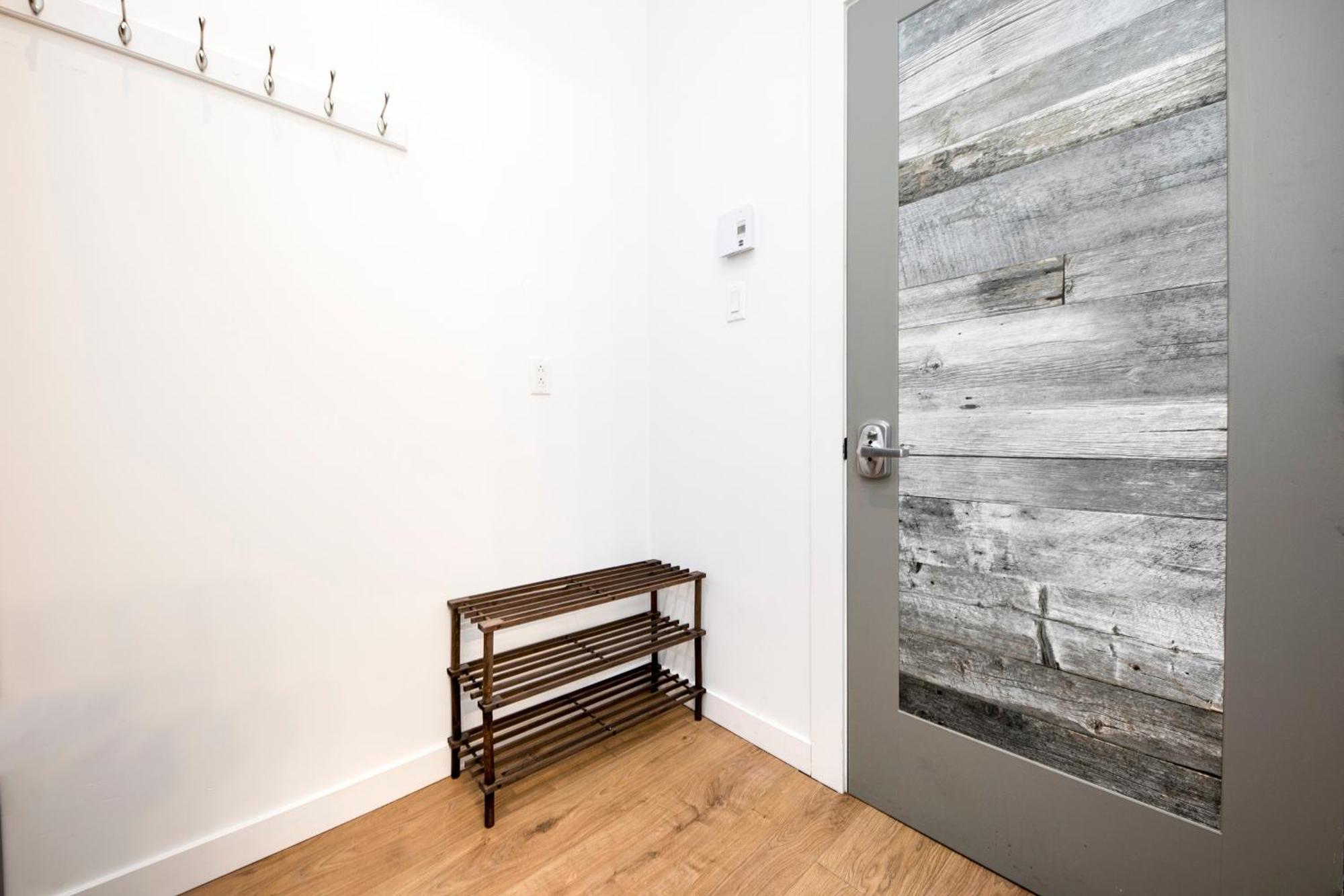 Homa Homestay Hotel By Olympic Stadium Montreal Auberge-Hostel 외부 사진